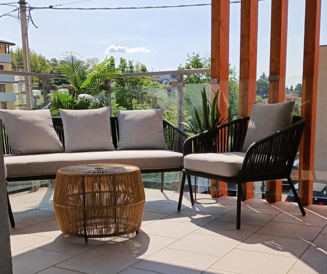 Lake Dream Apartment With Pool In Bardolino Exterior foto
