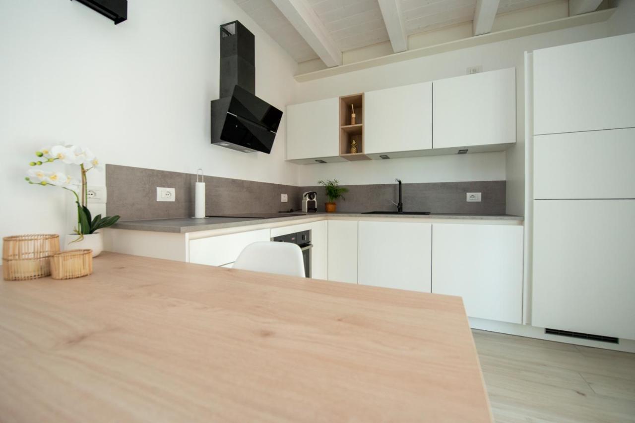 Lake Dream Apartment With Pool In Bardolino Exterior foto